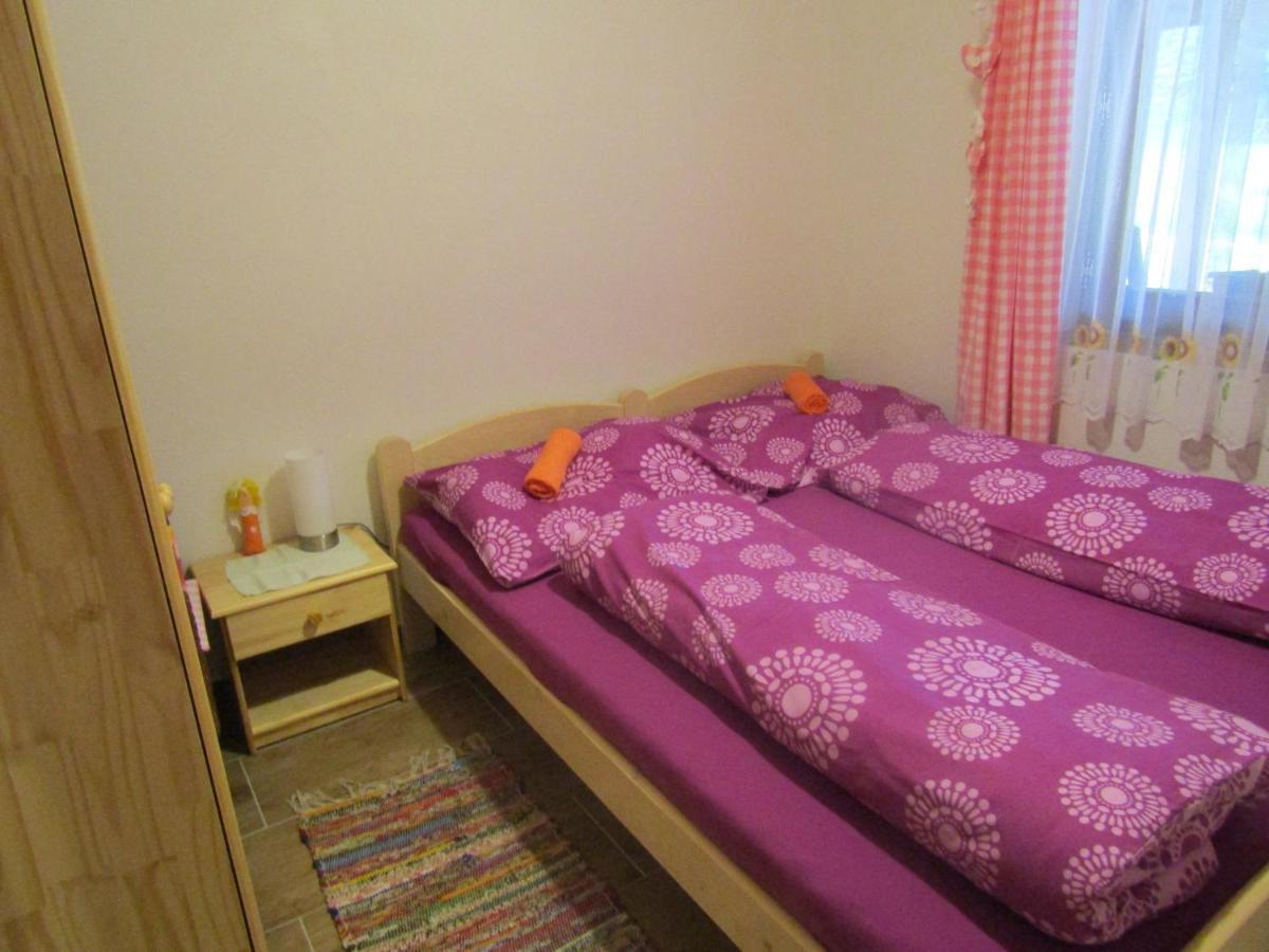Rekreacni Dum Levandule Jince Exterior photo